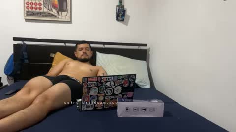 Snapshot of sebaz044 chatting on 18, 10, 2025 sebaz044 online show from 18, 10, 2025