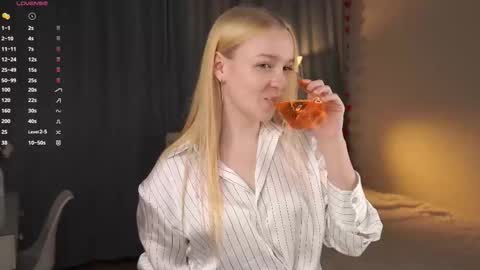 Rina online show from 16, 9, 2025