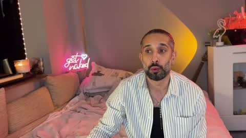 Secret Lovers online show from 2, 5, 2026