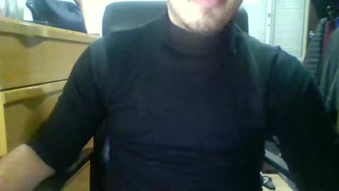 Snapshot of secretcutie200 chatting on 5, 11, 2025 secretcutie200 online show from 5, 11, 2025