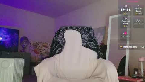 Mariot  Mery for short ..never call me PET NAMES in FREECHAT mom momy baby or sweety  online show from 29, 4, 2026