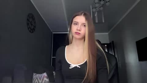 Nika online show from 23, 4, 2026