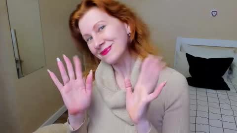 seductive_foxy_ online show from 20, 9, 2025