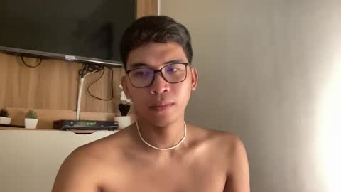 Snapshot of seductive_william chatting on 22, 10, 2025 William online show from 22, 10, 2025