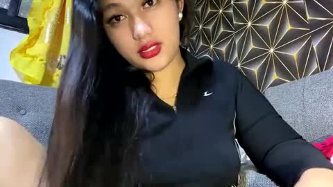 Snapshot of seductivecock69_cassie chatting on 24, 11, 2025 seductivecock69_cassie online show from 24, 11, 2025