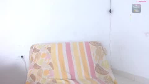 Estefany online show from 28, 4, 2026