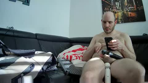 Snapshot of seeebi chatting on 1, 2, 2025 Sebastian online show from 1, 2, 2025