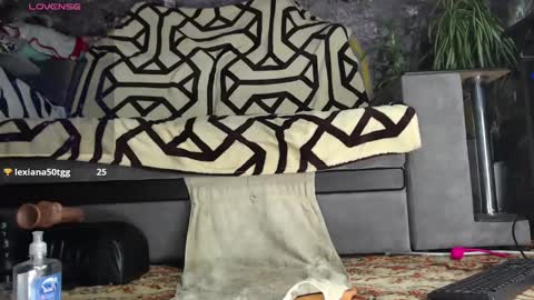 Angie online show from 2, 2, 2025