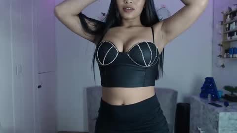 Snapshot of seleena__ chatting on 22, 11, 2025 seleena__ online show from 22, 11, 2025