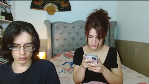 Snapshot of selena_and_andress chatting on 1, 4, 2026 Selena Andress online show from 1, 4, 2026