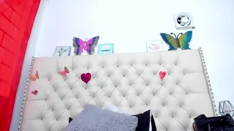 selena_beautyy online show from 6, 6, 2026