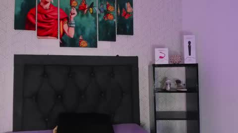 selena_fox7 online show from 22, 10, 2025