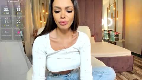 Selena online show from 14, 12, 2025