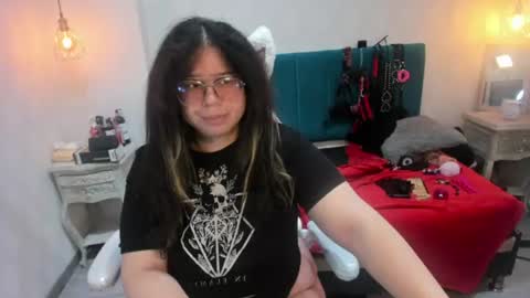 Selena Priscilla Blair Montenegro online show from 2, 7, 2026