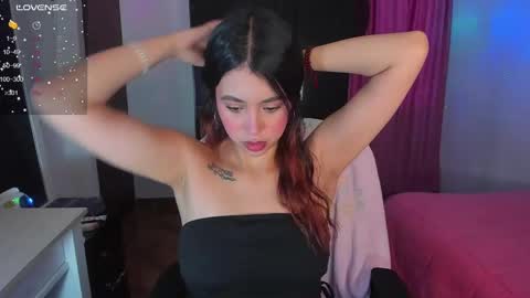 Snapshot of selene_e chatting on 28, 2, 2025 Karol. online show from 28, 2, 2025