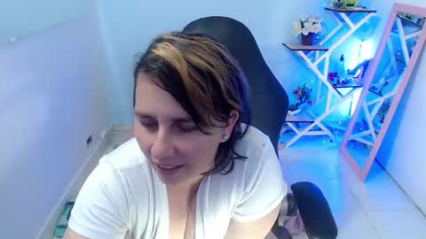 selene online show from 11, 3, 2026