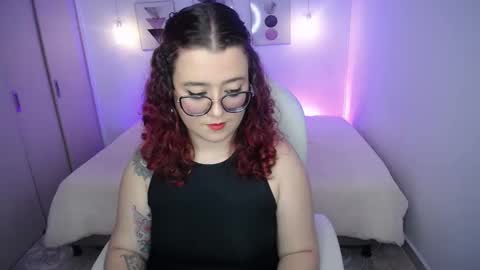 selene_rouse_ online show from 24, 11, 2025