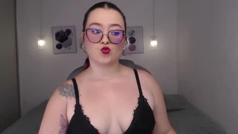 selene_rouse_ online show from 5, 5, 2026
