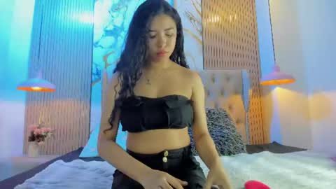 selene online show from 3, 8, 2026