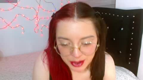 Snapshot of seleneg chatting on 10, 4, 2026 Selene G online show from 10, 4, 2026