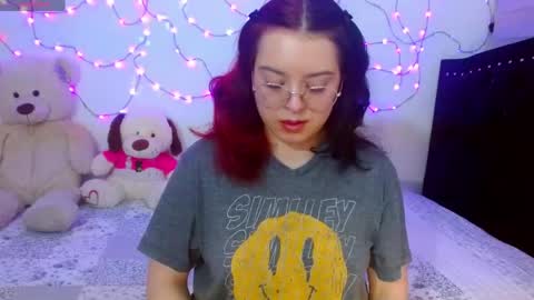 Snapshot of seleneg chatting on 18, 4, 2026 Selene G online show from 18, 4, 2026