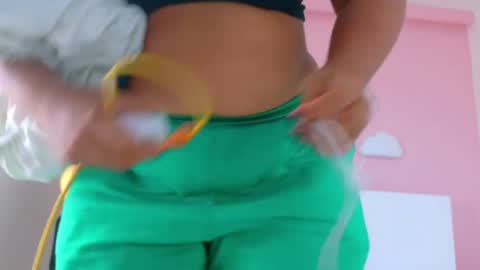 Snapshot of selenegibson__ chatting on 6, 6, 2026 SELENE GIBSON online show from 6, 6, 2026