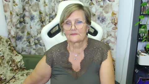 Snapshot of selenna57 chatting on 7, 1, 2025 Selenna online show from 7, 1, 2025