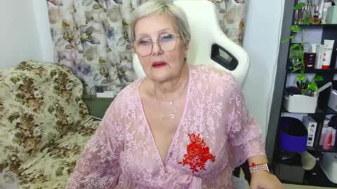 Snapshot of selenna57 chatting on 15, 2, 2025 Selenna online show from 15, 2, 2025