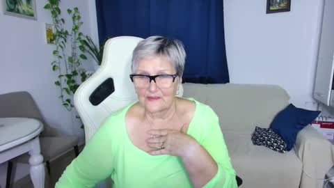 Snapshot of selenna57 chatting on 11, 2, 2026 Selenna online show from 11, 2, 2026