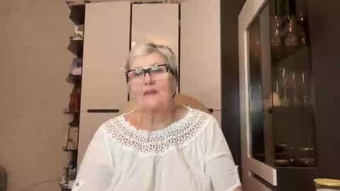 Snapshot of selenna57 chatting on 14, 3, 2026 Selenna online show from 14, 3, 2026