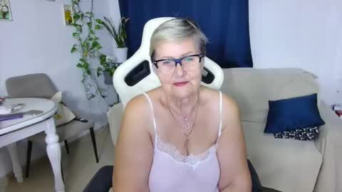 Snapshot of selenna57 chatting on 27, 3, 2026 Selenna online show from 27, 3, 2026