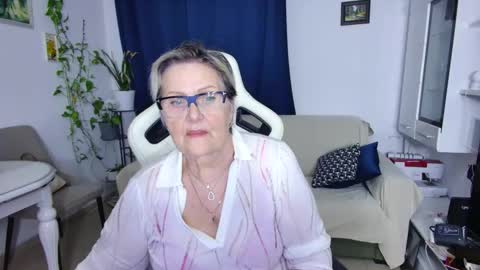 Snapshot of selenna57 chatting on 29, 3, 2026 Selenna online show from 29, 3, 2026