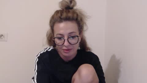 Selenna online show from 9, 10, 2025