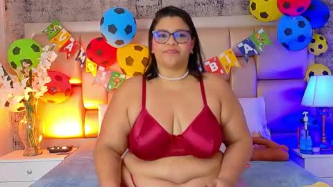 Selenna Cooper online show from 23, 6, 2026
