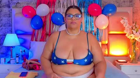 Selenna Cooper online show from 4, 7, 2026