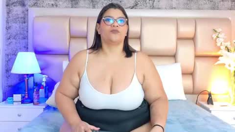 Selenna Cooper online show from 21, 7, 2026
