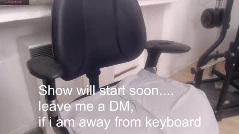 Snapshot of selfsuckermbb chatting on 14, 11, 2025 selfsuckermbb online show from 14, 11, 2025