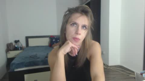 Snapshot of sellena_angels chatting on 16, 2, 2025 sellena_angels online show from 16, 2, 2025