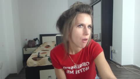 Snapshot of sellena_angels chatting on 10, 3, 2025 sellena_angels online show from 10, 3, 2025