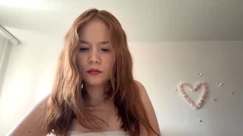 Lily online show from 25, 7, 2026