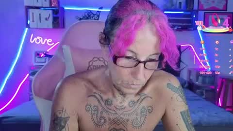 Snapshot of selvaggia_del_caribe chatting on 3, 8, 2026 Selvaggia Del Caribe online show from 3, 8, 2026