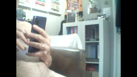 Snapshot of semajstretsa chatting on 29, 10, 2025 frederick online show from 29, 10, 2025