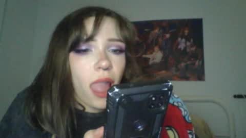 goddess esme  online show from 4, 1, 2025