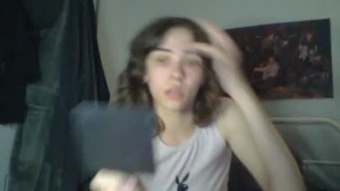 goddess esme  online show from 13, 9, 2025