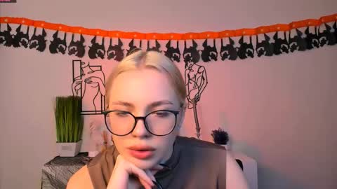 Sendi online show from 3, 11, 2025