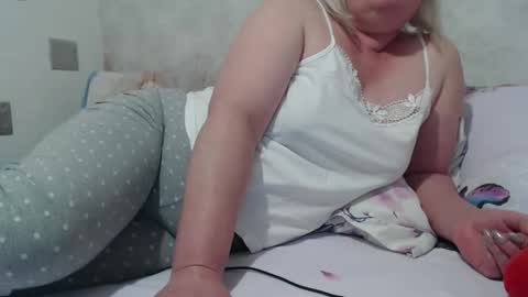 Lenna online show from 13, 12, 2024