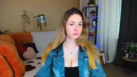 sensitiveheartt online show from 16, 6, 2026