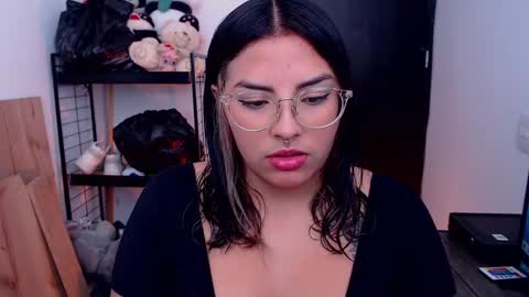 Snapshot of sensual_flame chatting on 16, 9, 2025 Camille and sophie online show from 16, 9, 2025