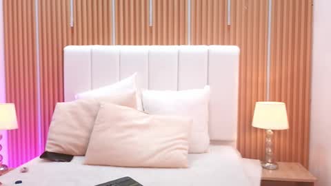 Sensual Kim77 online show from 3, 3, 2026