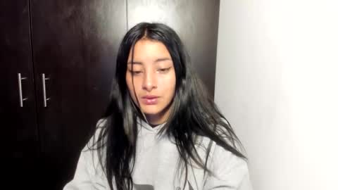 sensual_skinny online show from 24, 9, 2025